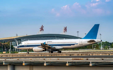 嘉峪关空运武汉机场